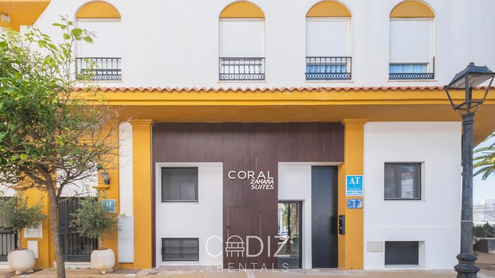 דירה סהרה דה לוס אטונס Coral Zahara Suites By Cadiz4Rentals