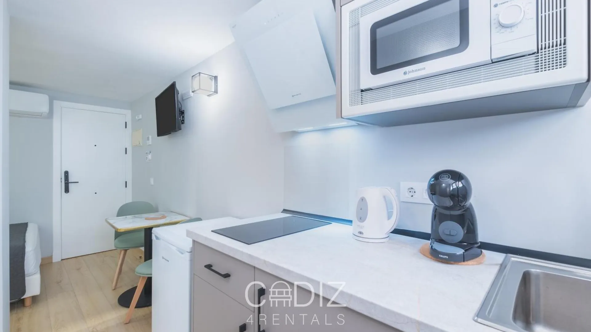 סהרה דה לוס אטונס Coral Zahara Suites By Cadiz4Rentals דירה